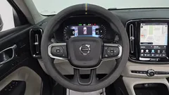 2023 Volvo XC40 B4 Ultimate Bright — фото 15