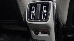 2023 Volvo XC40 B4 Ultimate Bright — фото 19
