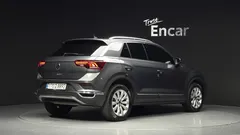 2021 Volkswagen T-Roc 2.0 TDI Premium, серый — фото 2