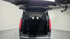 2023 Hyundai Staria Lounge 7-Seater — фото 19