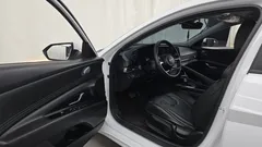 2023 Hyundai AVANTE Modern, белый — фото 10