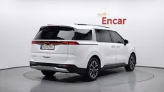 2022 Kia Carnival Diesel 9-Seater Prestige — фото 2