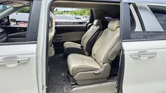 2022 Kia Carnival Diesel 9-Seater Prestige — фото 11