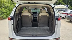 2022 Kia Carnival Diesel 9-Seater Prestige — фото 17
