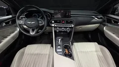 2022 Genesis G70 Gasoline 2.0T 2WD — фото 7