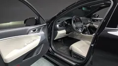 2022 Genesis G70 Gasoline 2.0T 2WD — фото 10