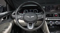 2022 Genesis G70 Gasoline 2.0T 2WD — фото 13