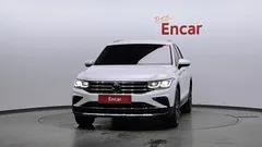 2022 Volkswagen Tiguan 2.0 TDI Premium, белый — фото 3