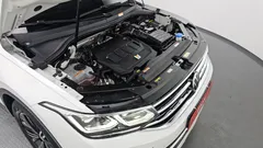 2022 Volkswagen Tiguan 2.0 TDI Premium, белый — фото 6