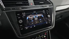 2022 Volkswagen Tiguan 2.0 TDI Premium, белый — фото 14