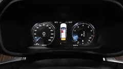 2021 Volvo V60 B5 Pro AWD, белый — фото 8