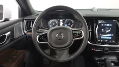 2021 Volvo V60 B5 Pro AWD, белый — фото 16