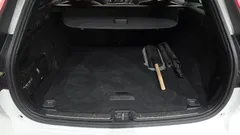 2021 Volvo V60 B5 Pro AWD, белый — фото 20