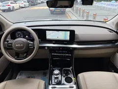 2023 Kia Carnival Diesel 9-Seater Hi-Limousine — фото 8