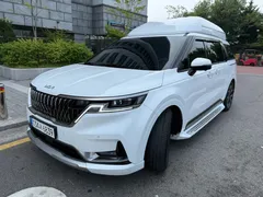 2023 Kia Carnival Diesel 9-Seater Hi-Limousine — фото 12