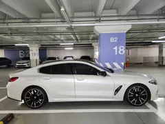 2022 BMW 8-Series M850i xDrive Gran Coupe, белый — фото 4