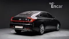 2022 Hyundai Sonata 2.0 — фото 2