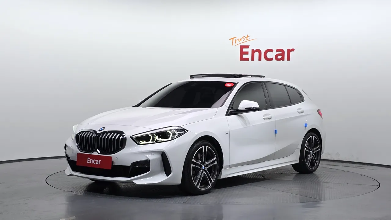 2022 BMW 1-Series 120i M Sports