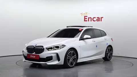 2022 BMW 1-Series 120i M Sports