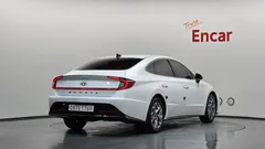 2022 Hyundai Sonata 2.0 — фото 2