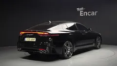 2023 Kia Stinger 2.5 Platinum, чёрный — фото 2