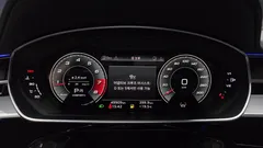 2021 Audi A8 60 TFSI Quattro LWB, синий — фото 8
