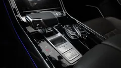2021 Audi A8 60 TFSI Quattro LWB, синий — фото 9