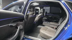 2021 Audi A8 60 TFSI Quattro LWB, синий — фото 12