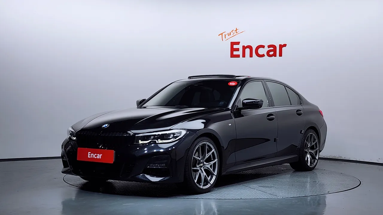 2021 BMW 3-Series 320i M Sport