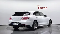 2023 Genesis G70 Gasoline 2.0T 2WD, белый — фото 2