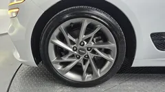 2023 Genesis G70 Gasoline 2.0T 2WD, белый — фото 5