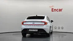 2022 Hyundai Sonata 2.0 — фото 4