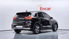 2021 Kia Niro 1.6 HEV, чёрный — фото 2