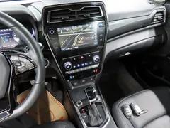 2022 KG_Mobility_Ssangyong TIBOLI Gasoline 1.5 2WD — фото 10