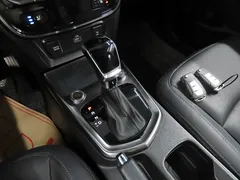 2022 KG_Mobility_Ssangyong TIBOLI Gasoline 1.5 2WD — фото 16