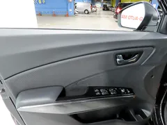 2022 KG_Mobility_Ssangyong TIBOLI Gasoline 1.5 2WD — фото 17