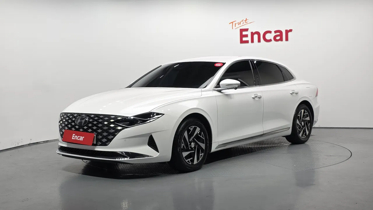 2023 Hyundai Grandeur Le Blanc