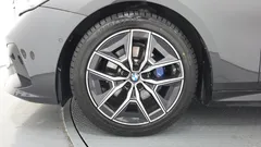 2024 BMW 5-Series 520i M Sport, серый — фото 5
