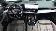 2024 BMW 5-Series 520i M Sport, серый — фото 7