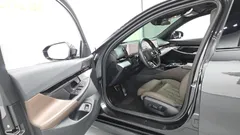 2024 BMW 5-Series 520i M Sport, серый — фото 10