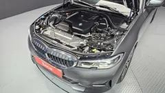 2022 BMW 3-Series 320i — фото 6