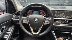 2022 BMW 3-Series 320i — фото 13