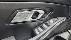 2022 BMW 3-Series 320i — фото 17