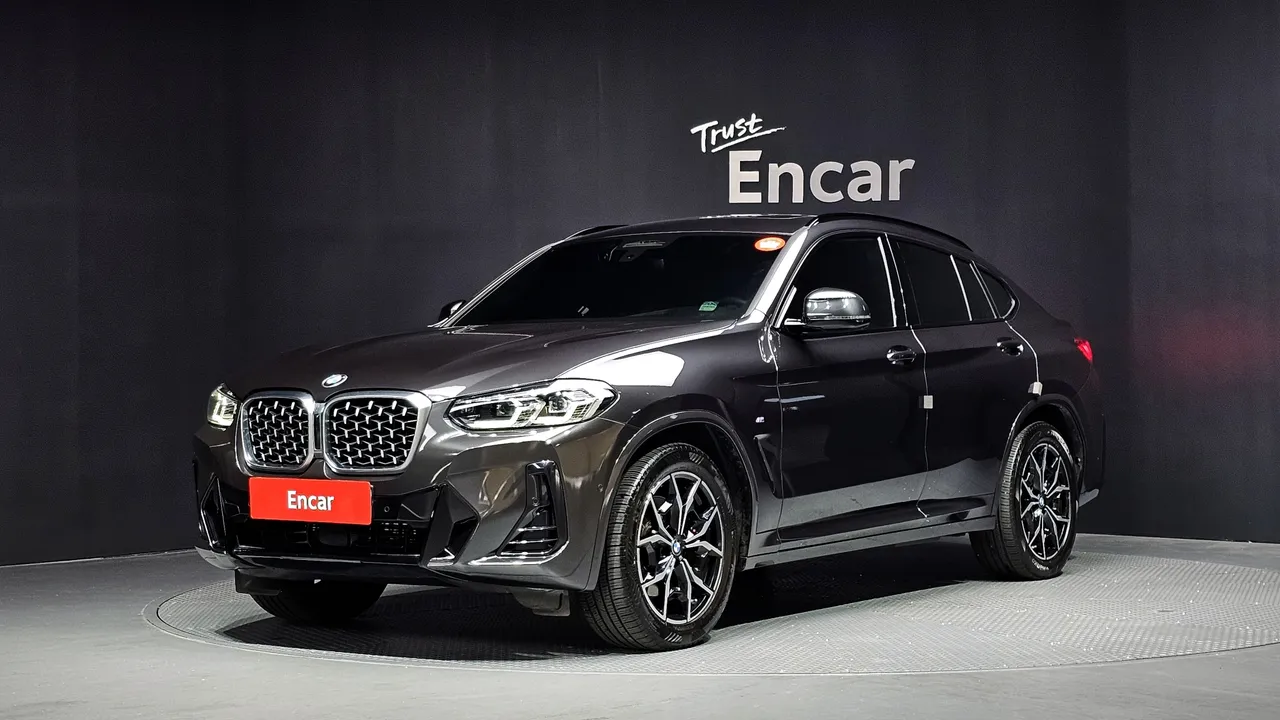 2022 BMW X4 xDrive20i M Sport