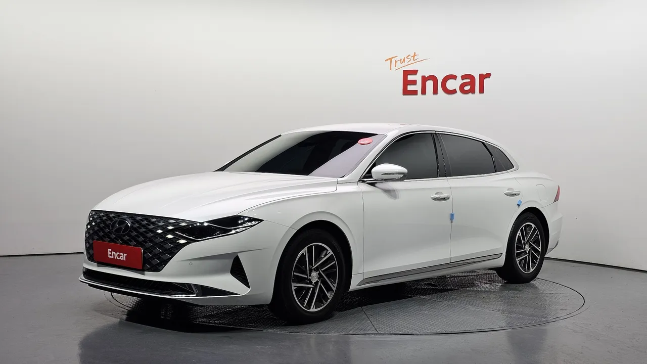 2022 Hyundai Grandeur 3.0 LPi Rent Car