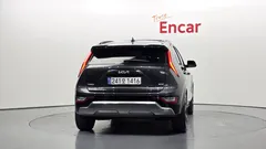 2023 Kia Niro Signature — фото 4