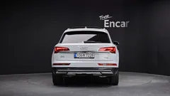2022 Audi Q5 40 TDI Quattro — фото 4
