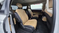 2023 Kia Carnival Diesel 9-Seater Prestige — фото 19