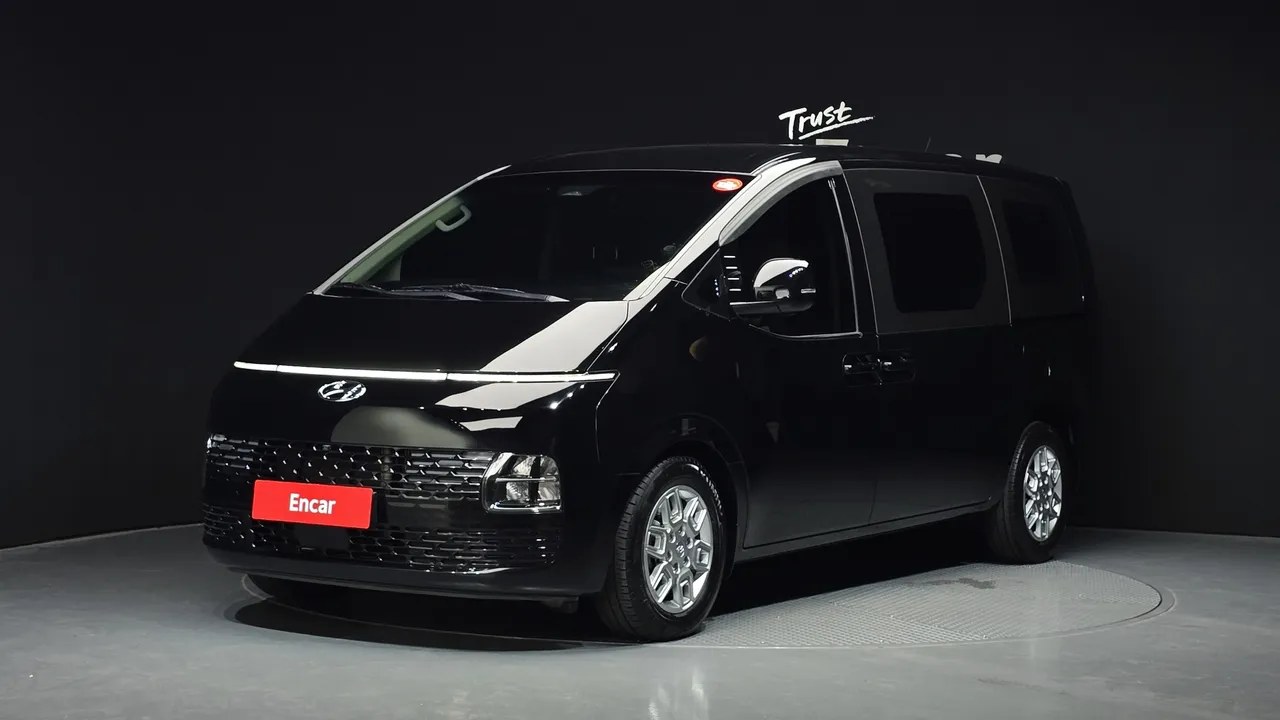 2023 Hyundai Staria Cargo 3-Seater