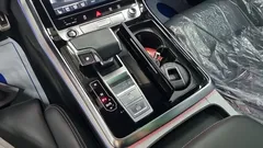 2023 Audi Q8 55 TFSI Quattro Premium, чёрный — фото 16